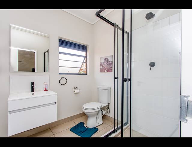 3 BEDROOM APARTMENT TO LET IN LINBRO PARK